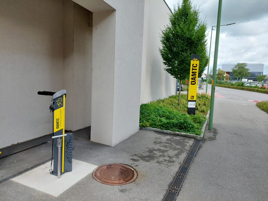 Bild 1 von ÖAMTC Fahrrad-Station BRG Wels