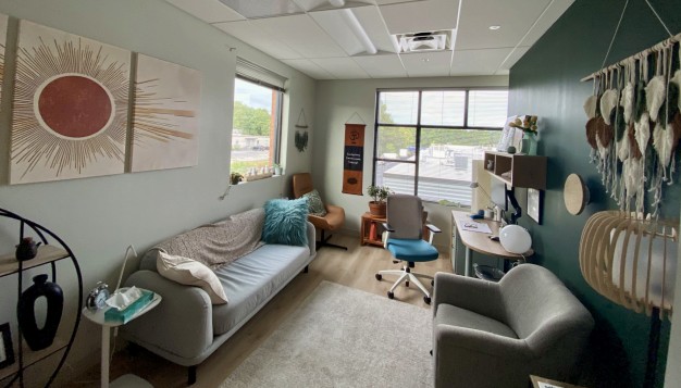 Images LifeStance Therapists & Psychiatrists East Greenwich