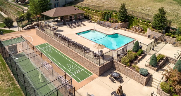 Images Forest Woods Apartments