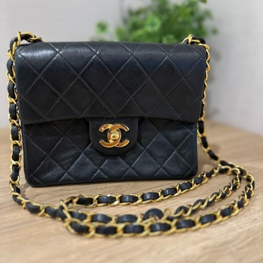 Images KOMEHYO（コメ兵）買取センターアミュプラザ鹿児島