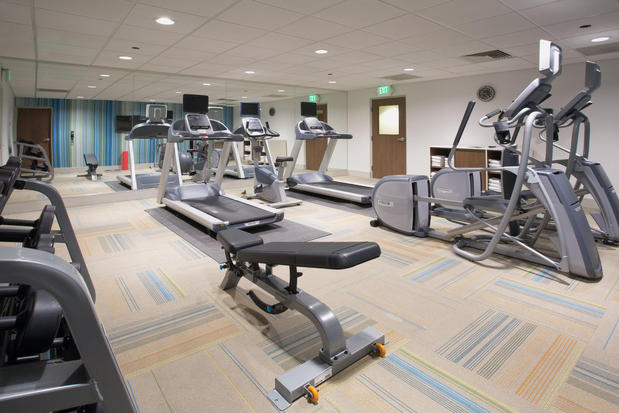 Images Holiday Inn Express & Suites Dallas Northeast - Arboretum by IHG