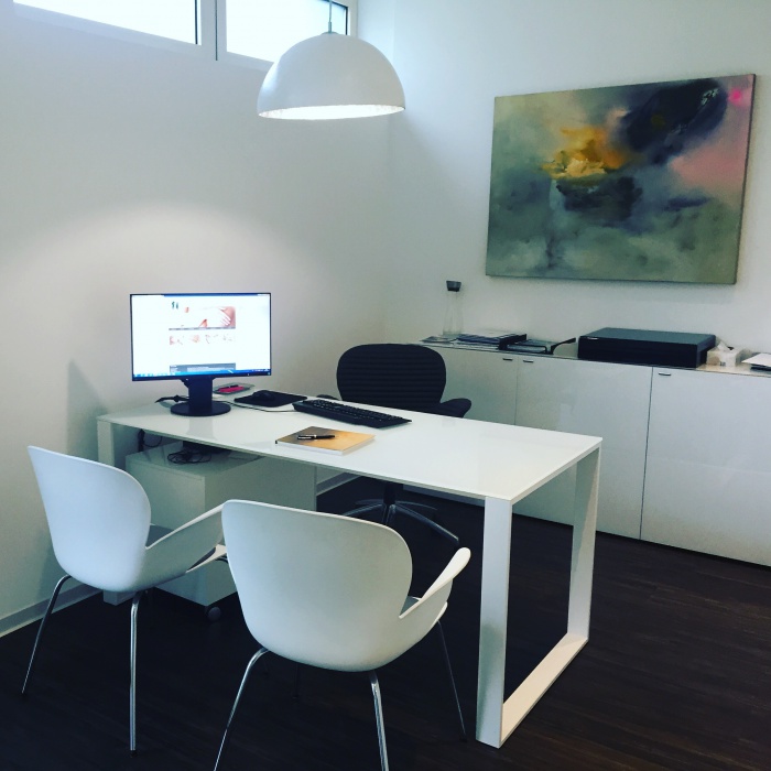 Dr. med. Oliver Phillips, Olgastr. 57 in Stuttgart