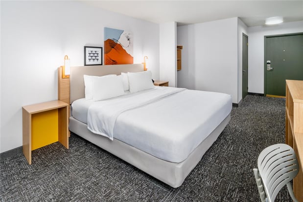 Images Spark by Hilton Sheridan