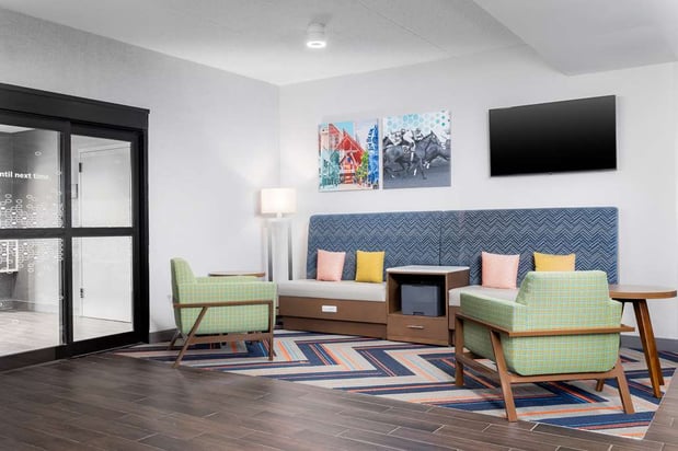 Images Hampton Inn Louisville-Airport