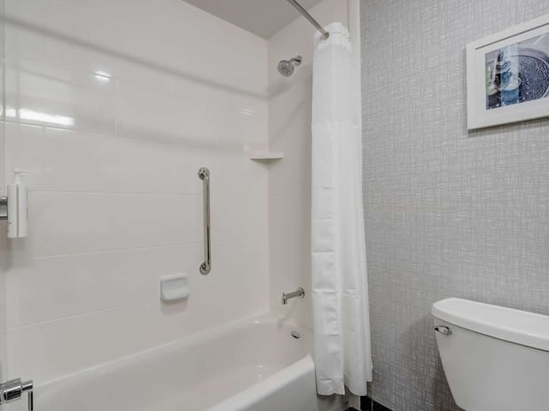 Images Hampton Inn and Suites by Hilton Cincinnati Midtown Rookwood