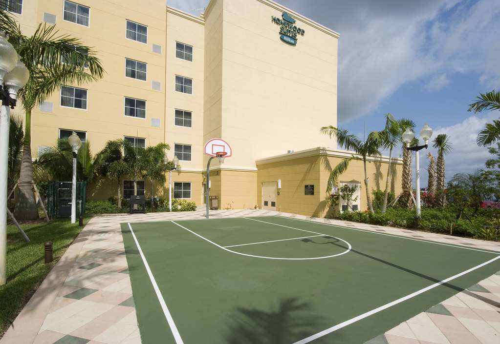 Recreational Facility Homewood Suites by Hilton Miami - Airport West Miami (305)629-7831