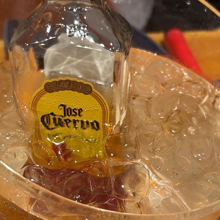 Images Mic & Darts bar Meow