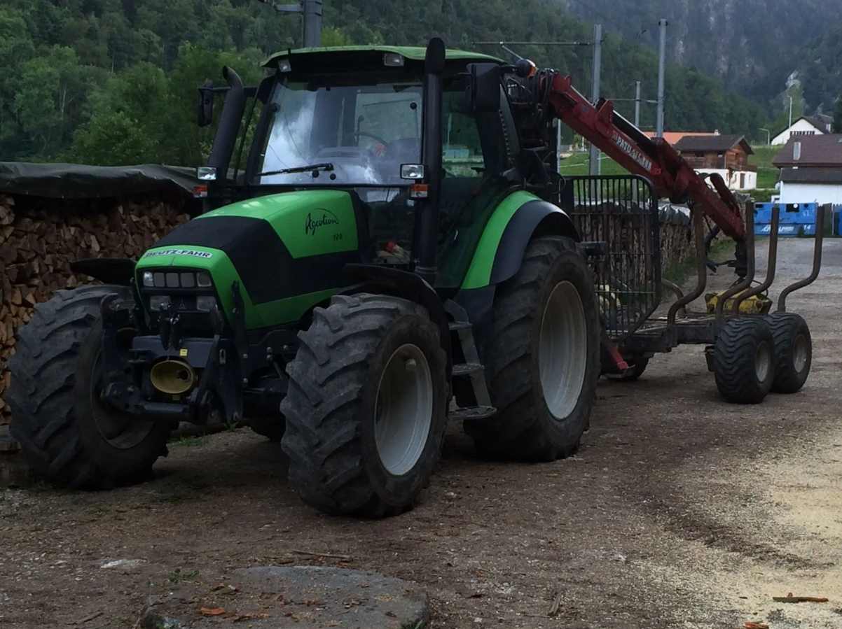Bilder Urs Amstutz Entreprise Forestière