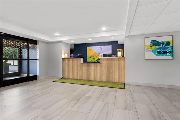 Images Spark by Hilton Biloxi Ocean Springs