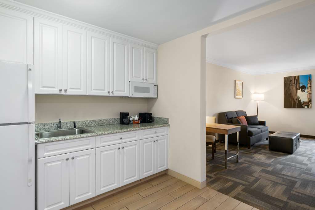 Guest room