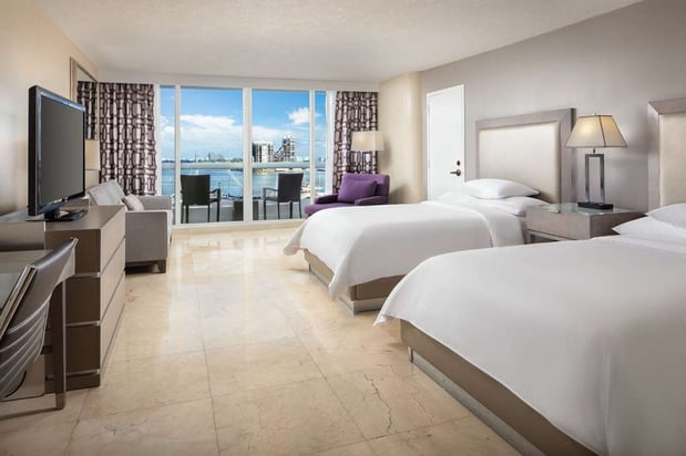 Images DoubleTree by Hilton Grand Hotel Biscayne Bay