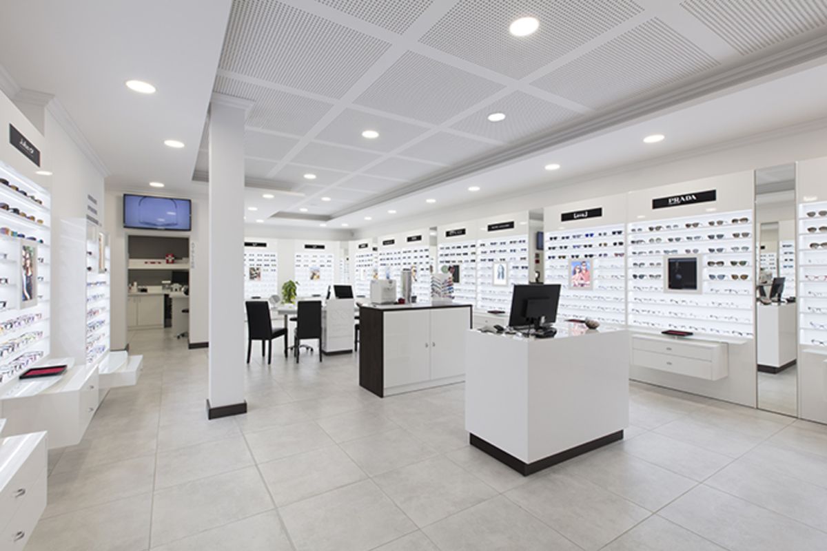 Bilder Optical Center Fribourg-Gare