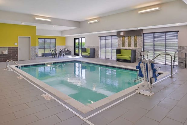 Images Hampton Inn & Suites Altoona-Des Moines