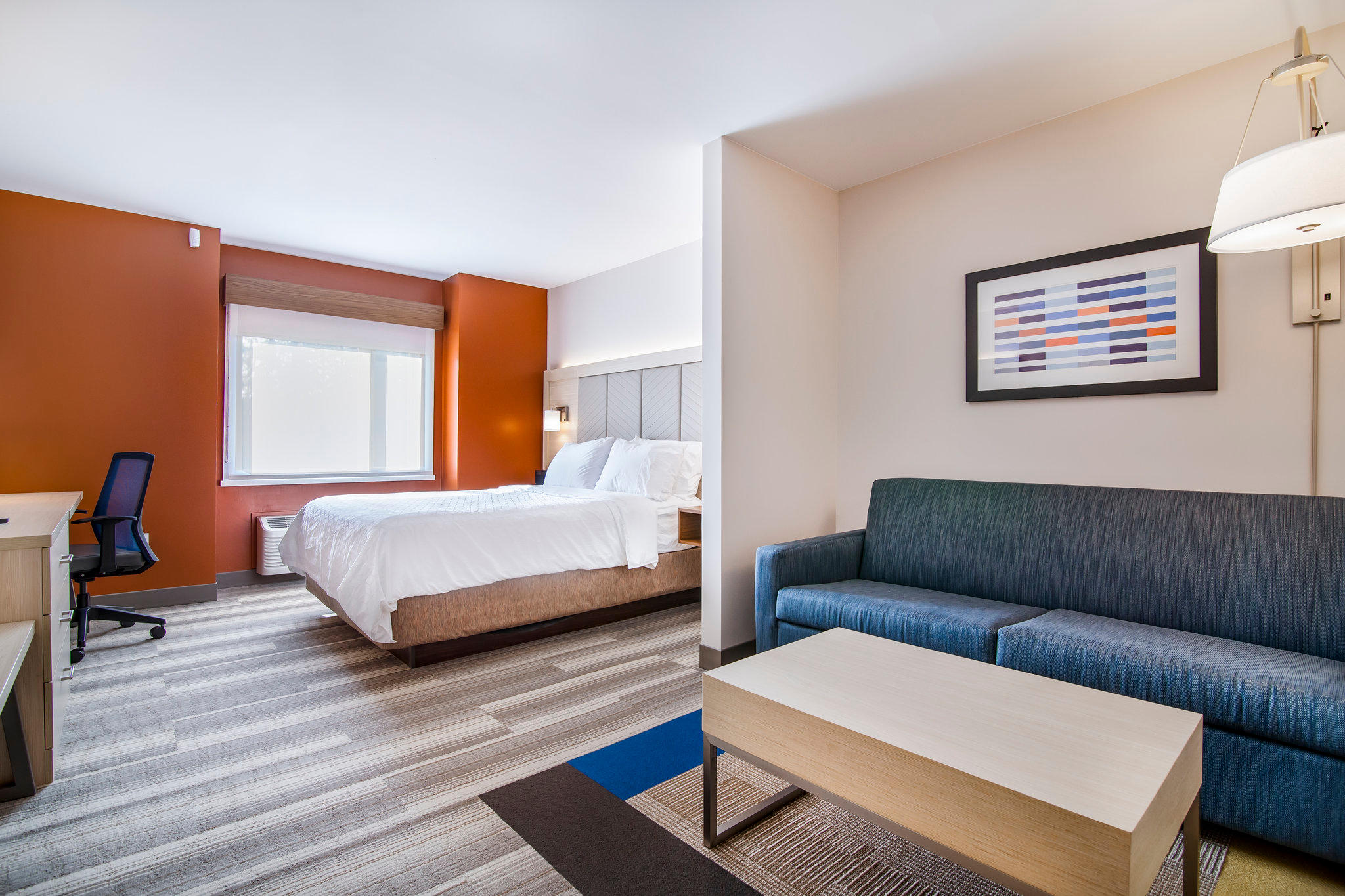 Images Holiday Inn Express & Suites Langley, an IHG Hotel