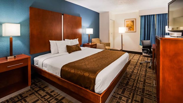 Images Best Western Plus Richmond Airport Hotel