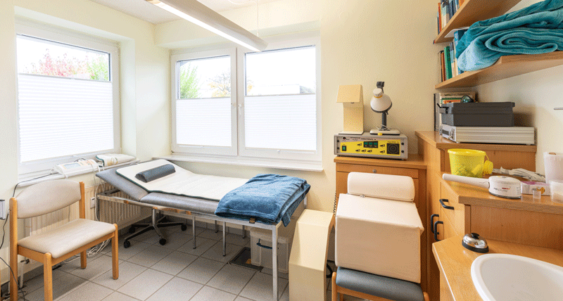 Bild 1 Herr Dr. med. Ulrich Messner in Esens