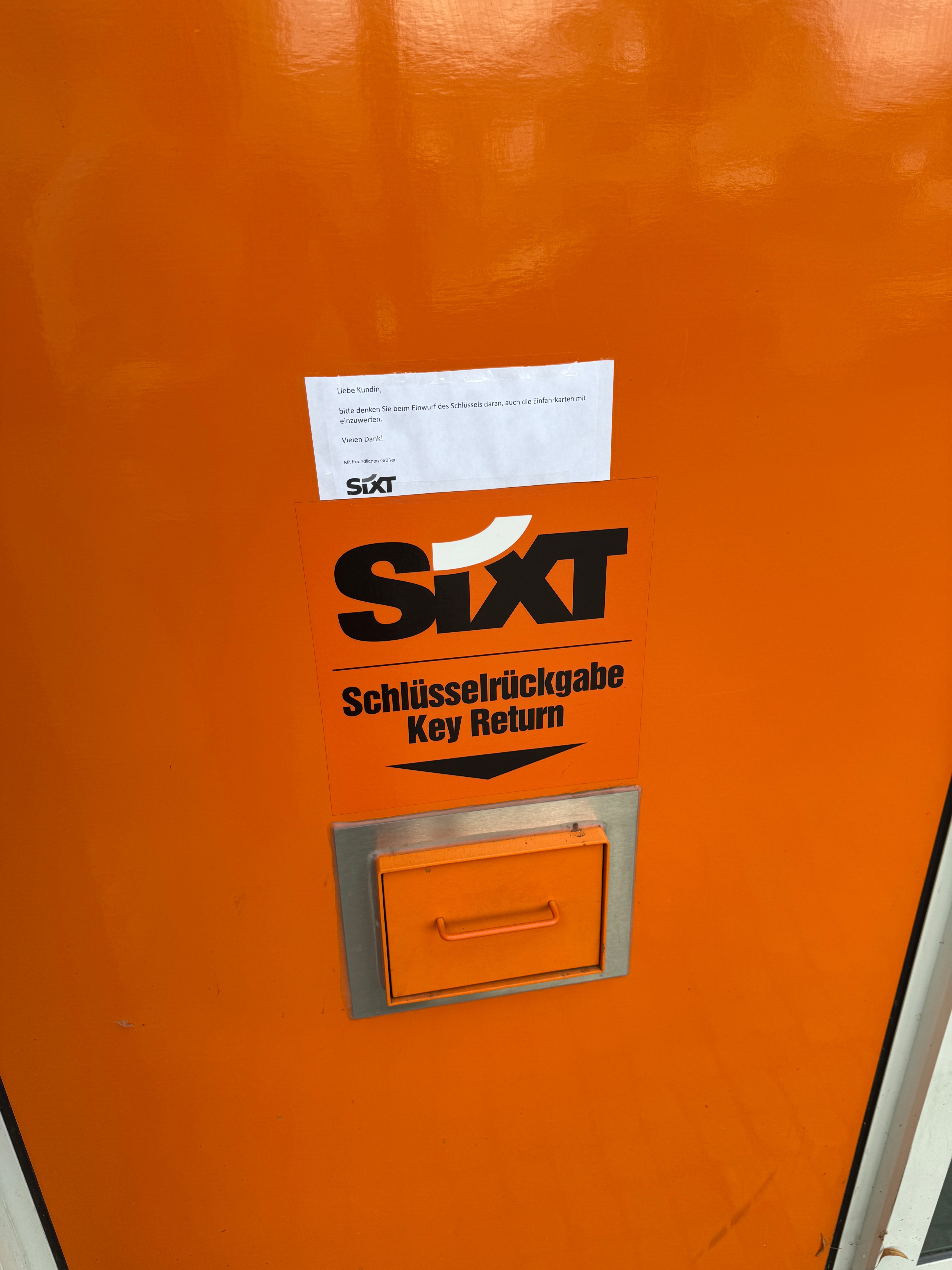SIXT Autovermietung Berlin Reinickendorf, Scharnweberstr. 140 in Berlin