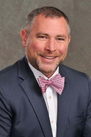 Images Edward Jones - Financial Advisor: Carter Robinson