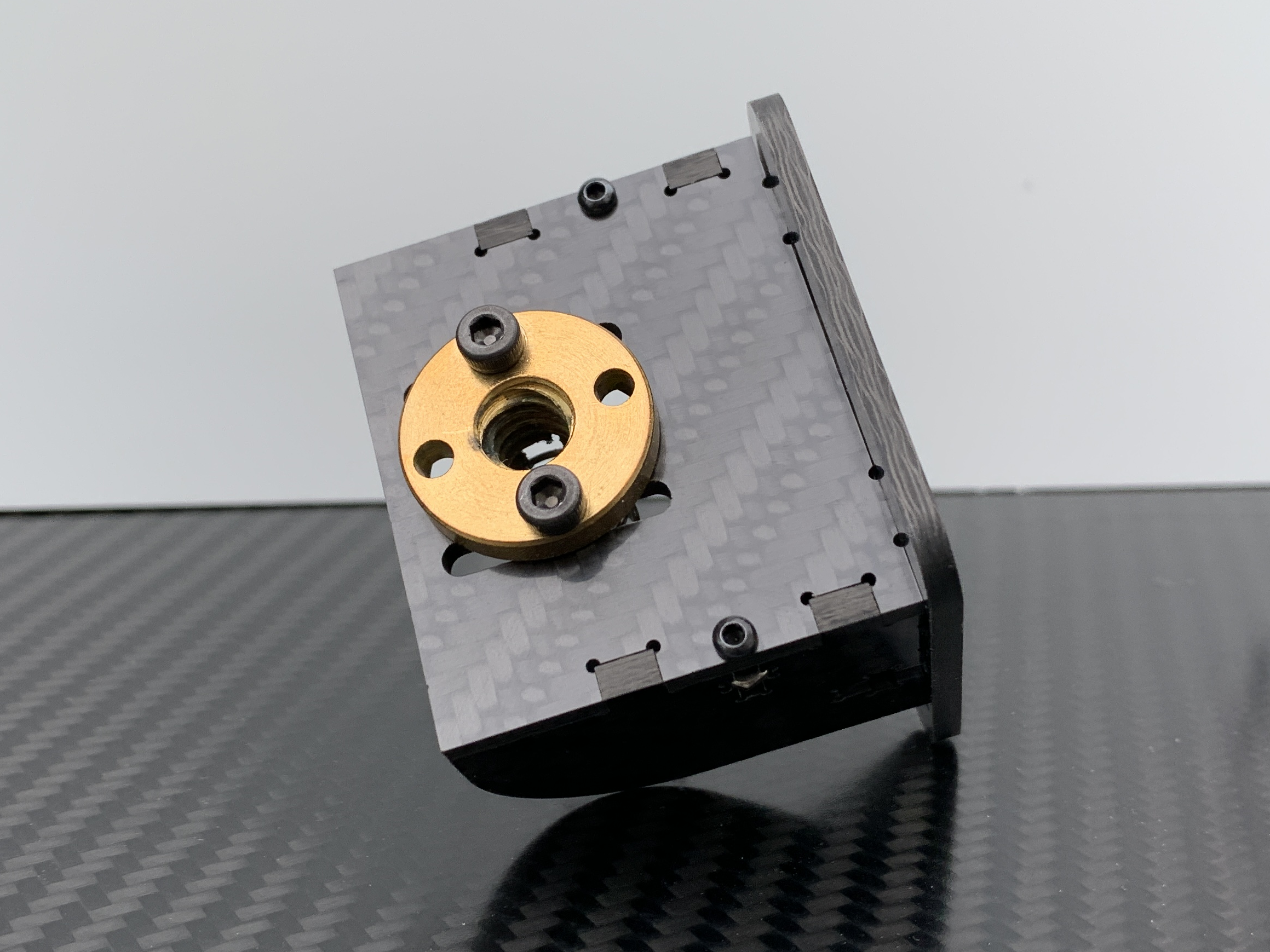 Noblish Carbon GbR – Moritz Martin Müller und Wiebke Warning, Maarweg 44 in Rheinbreitbach