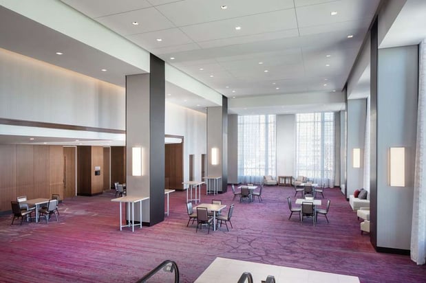 Images Hilton Rochester Mayo Clinic Area