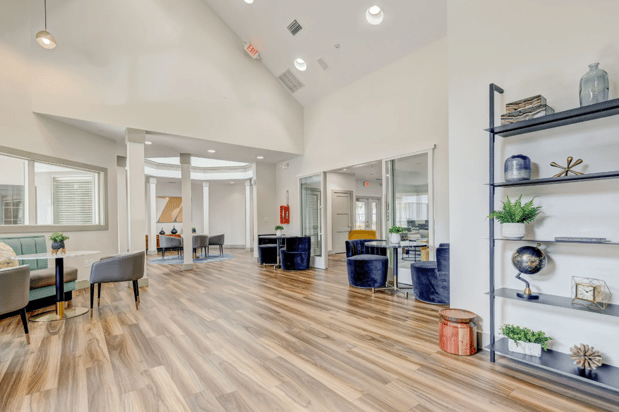 Images The Promenade at Carillon