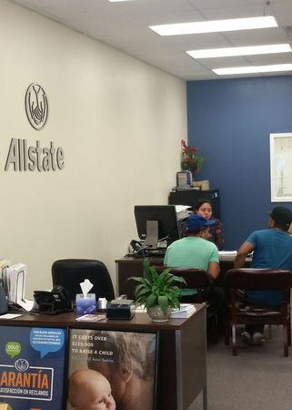Images Jeffrey Hernandez: Allstate Insurance