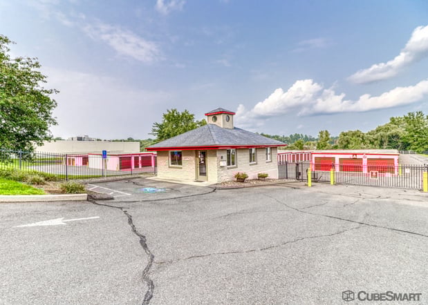 Images CubeSmart Self Storage