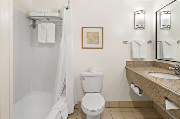 Images Best Western Ontario Mills Mall