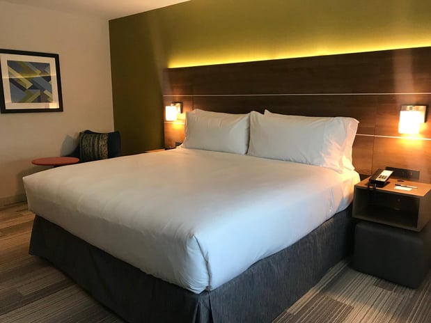 Images Holiday Inn Express & Suites Pasadena - Los Angeles by IHG