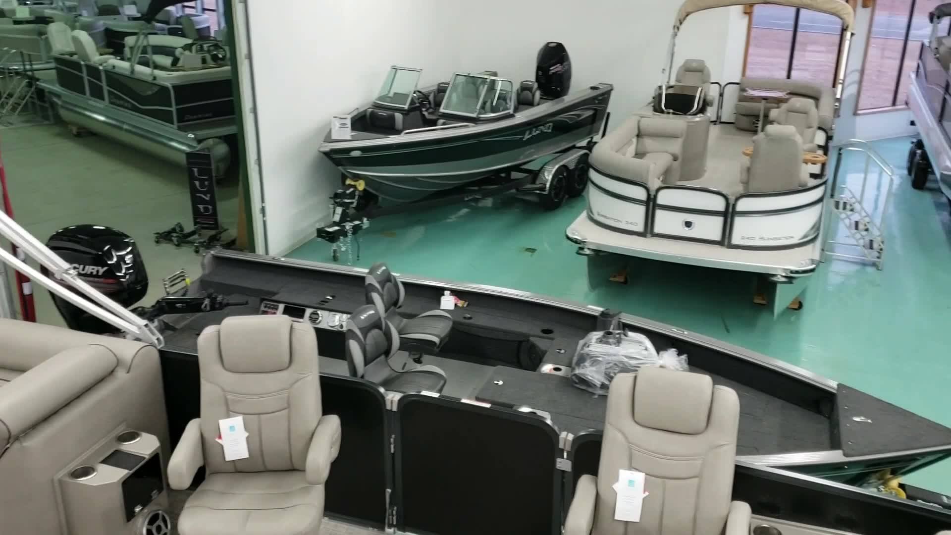 Staples Sports Lincoln Image