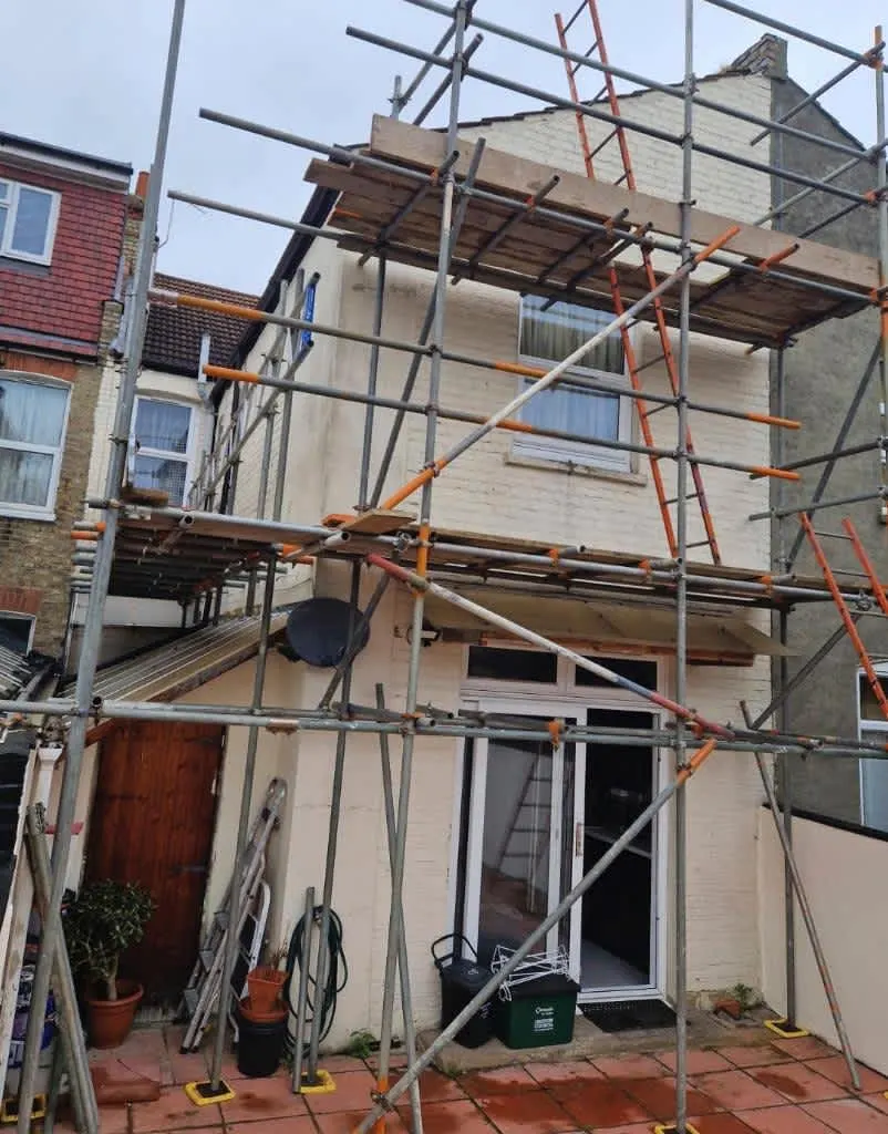 Images Oaklands Roofing Services