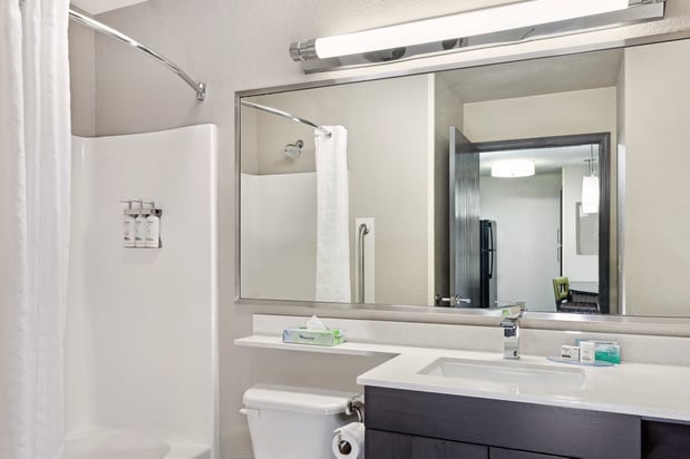 Images Candlewood Suites Appleton by IHG