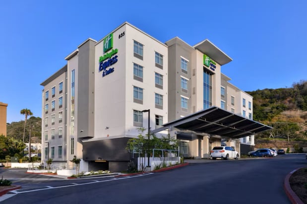 Images Holiday Inn Express & Suites San Diego - Mission Valley by IHG