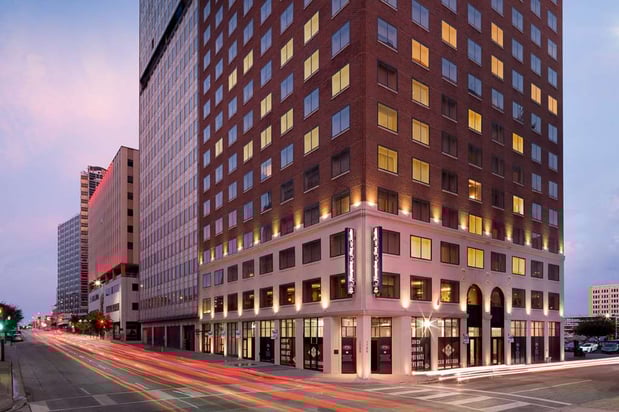 Images Hampton Inn & Suites Dallas Downtown