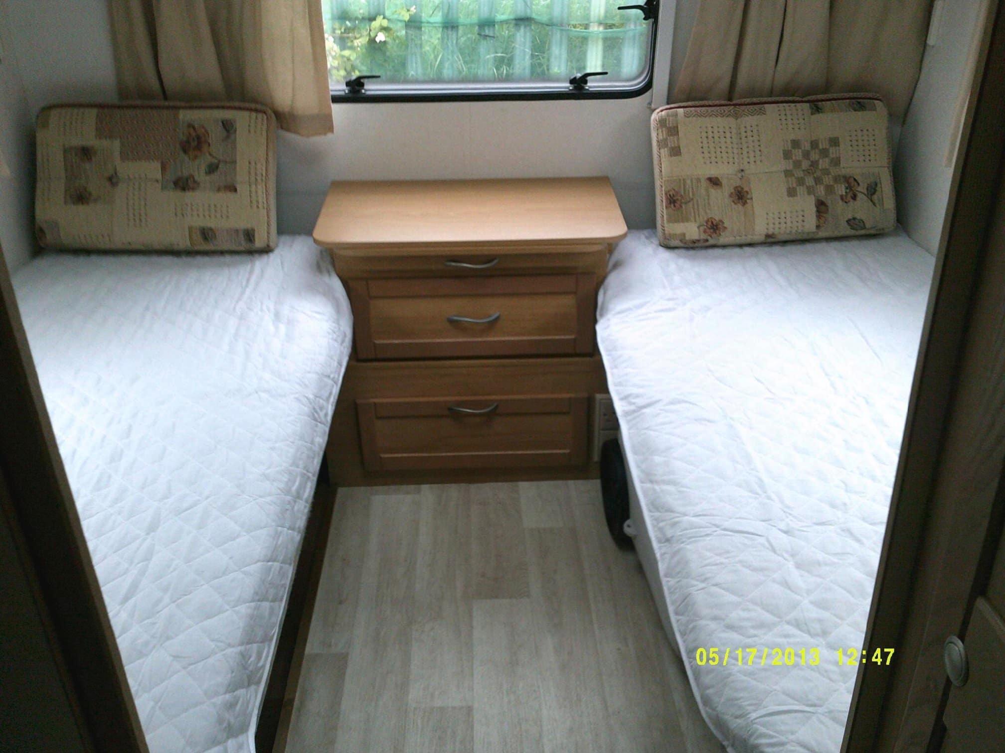 M & L Caravan Hire Ltd Grimsby 07802 441094