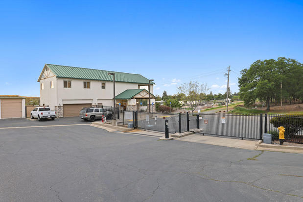 Images US Storage Centers