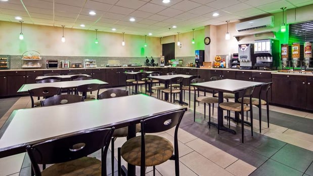 Images Best Western Plus Richmond Airport Hotel