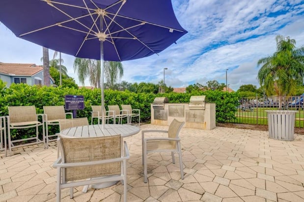 Images Royal St. George at the Villages Apartment Homes