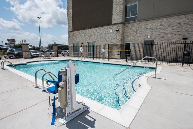 Images Holiday Inn Express & Suites Houston - Hobby Airport Area by IHG