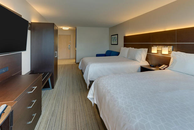 Images Holiday Inn Express & Suites Corbin, an IHG Hotel