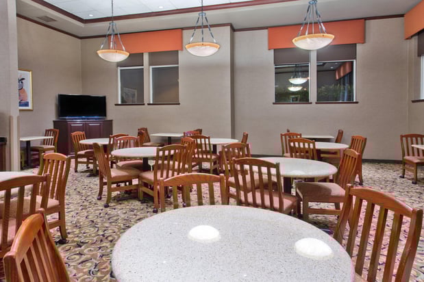 Images Holiday Inn Express & Suites Portland-NW Downtown by IHG
