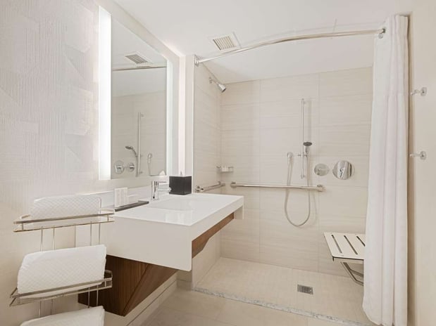Images Embassy Suites by Hilton Chicago Downtown River North