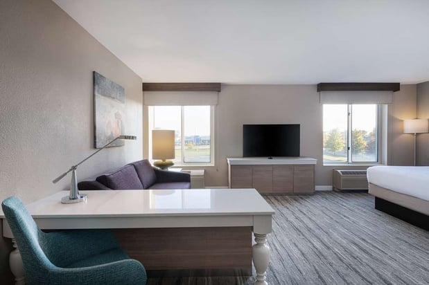 Images Hilton Garden Inn St. Charles