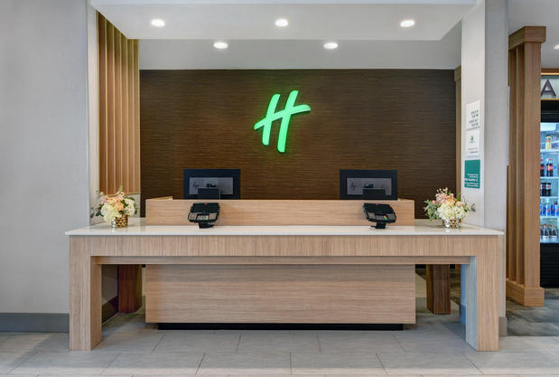 Images Holiday Inn Philadelphia-Cherry Hill, an IHG Hotel