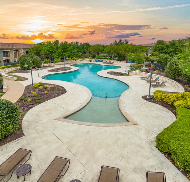 Images MAA Round Rock