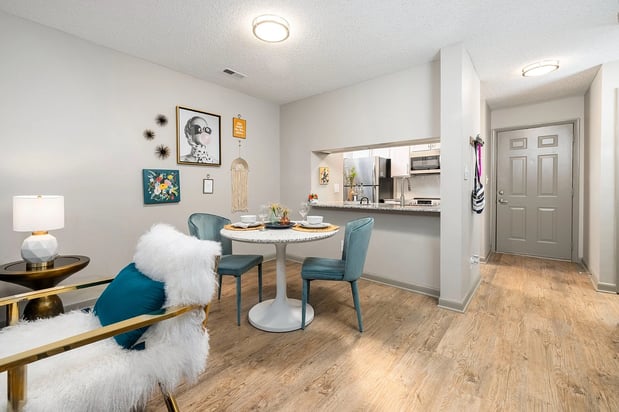 Images Trinity at the Hill