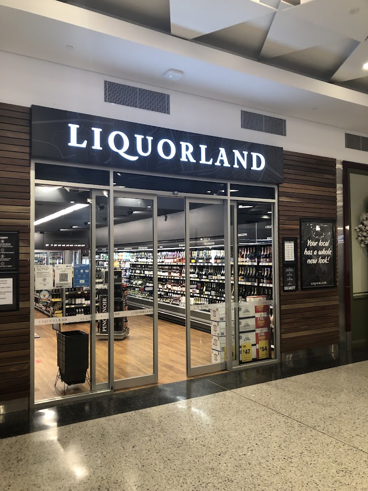 Images Liquorland Raine Square