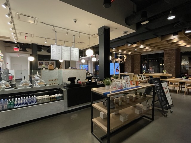 Images Capital One Café