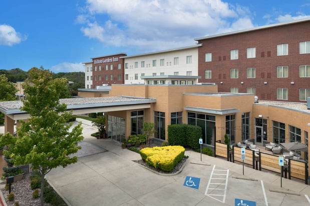 Images Hilton Garden Inn Fort Worth Medical Center