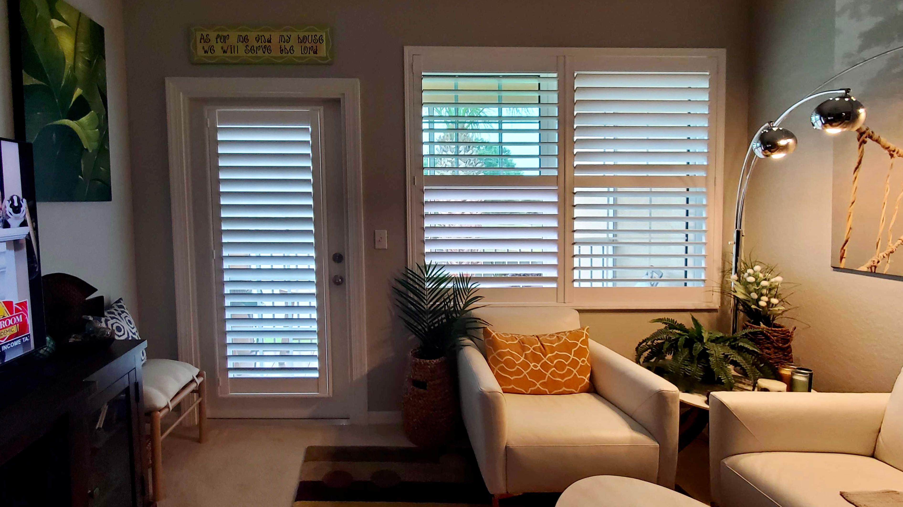 This living room has a classic, yet cozy feel with these wood shutters. They are the perfect choice for a living area as the beautiful, natural light is able to flood in, but not at the cost of your privacy! This lovely Viera home displays this perfectly!